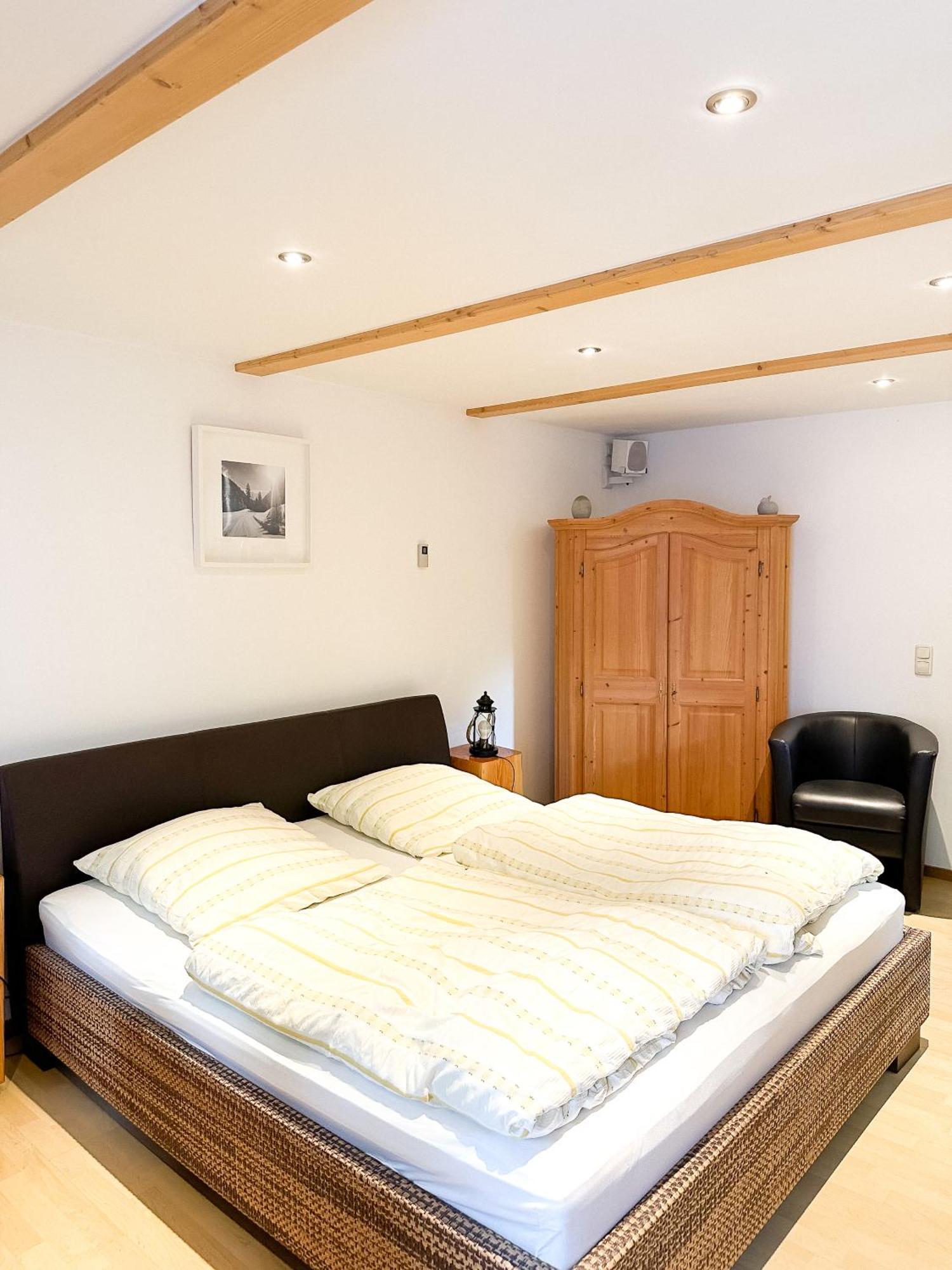 Ferienapartment Opitz - Zugspitzregion オールシュタット エクステリア 写真
